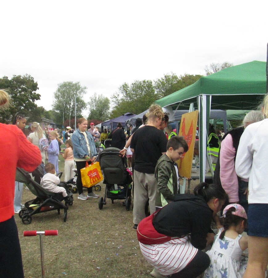 crowds at the stalls